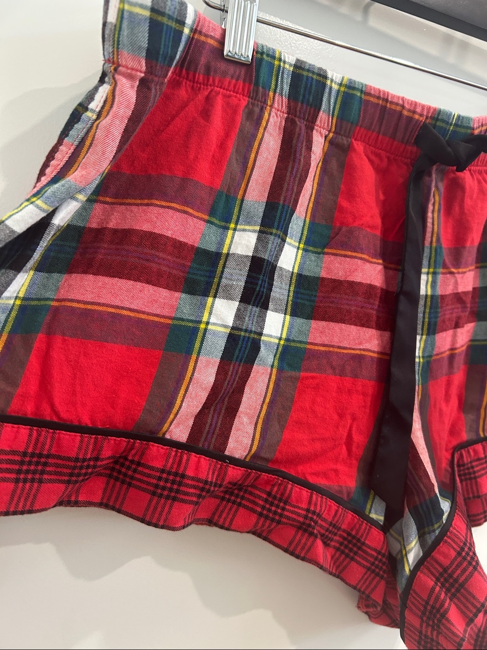 Victoria's Secret Pajama Sleep Shorts in Plaid |Size XL - Picture 2 of 6